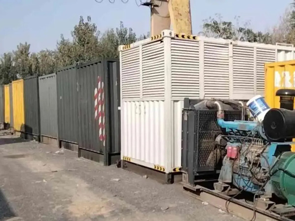 文峰200KW柴油发电机机组每小时油耗是多少?