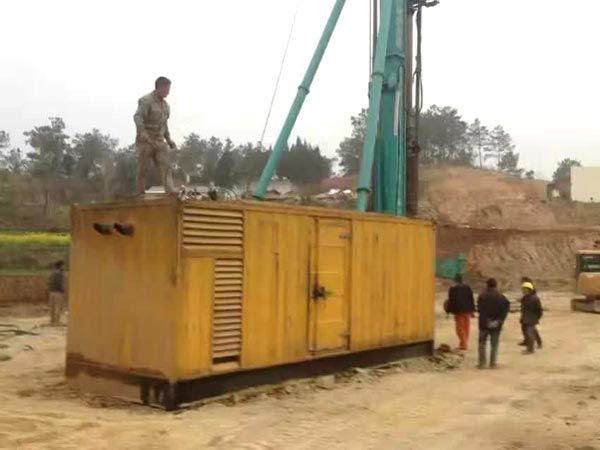 文峰如何判断水冷式机油散热器密封件是否需要更换？